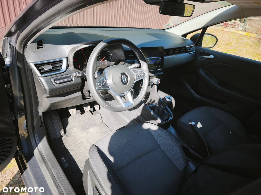 Renault Clio - 14