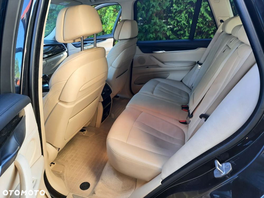 BMW X5 xDrive40d - 13