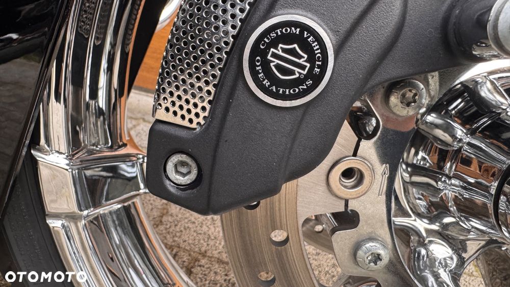 Harley-Davidson Touring Road King - 20