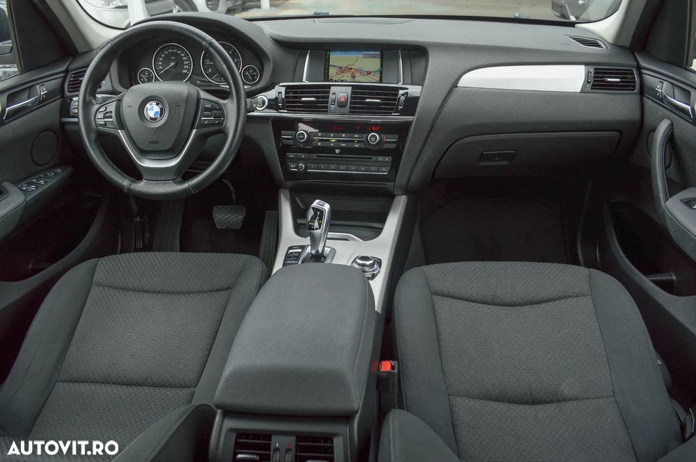 BMW X3 xDrive20d AT Advantage - 33