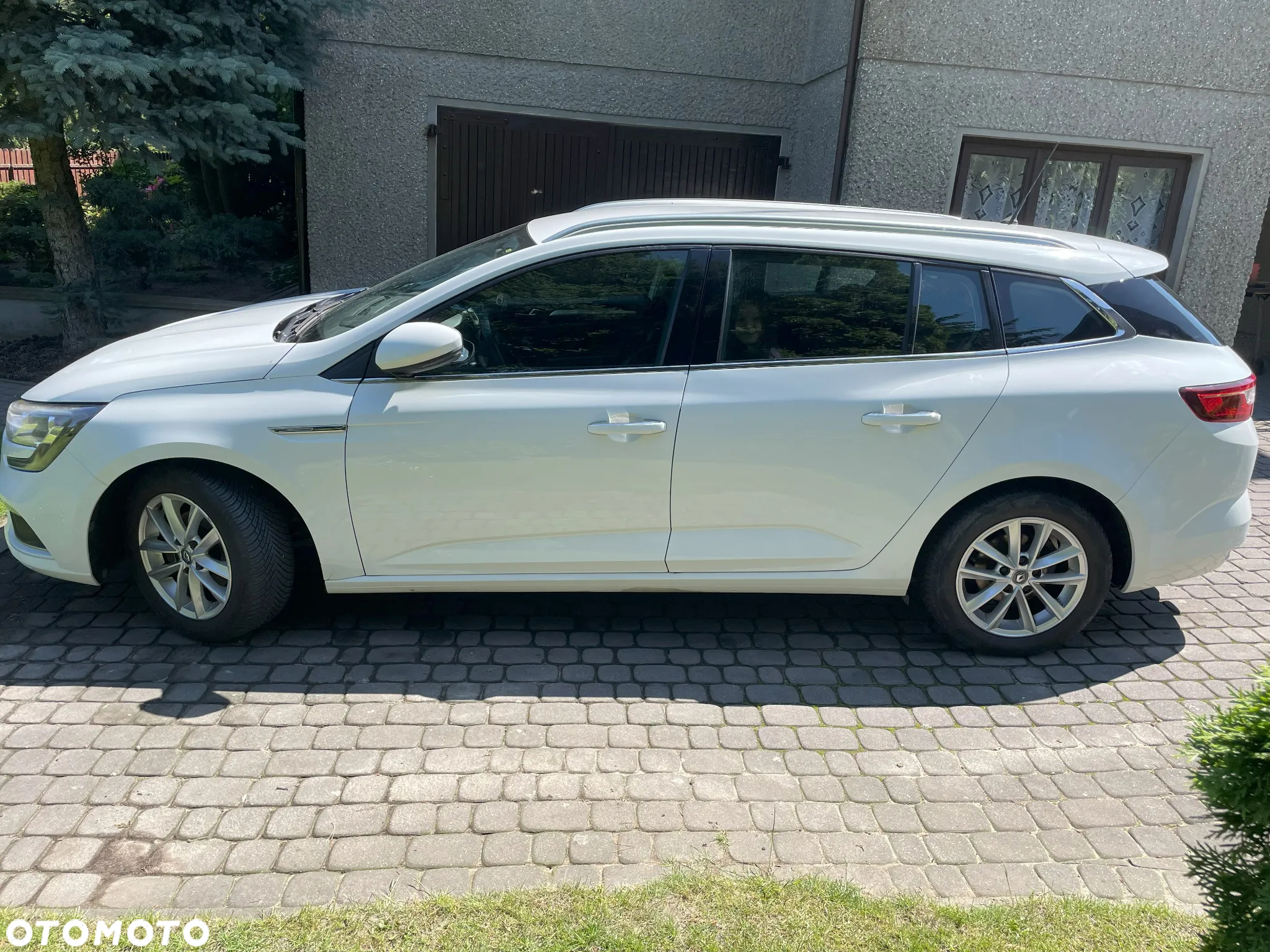 Renault Megane 1.5 dCi Intens - 8