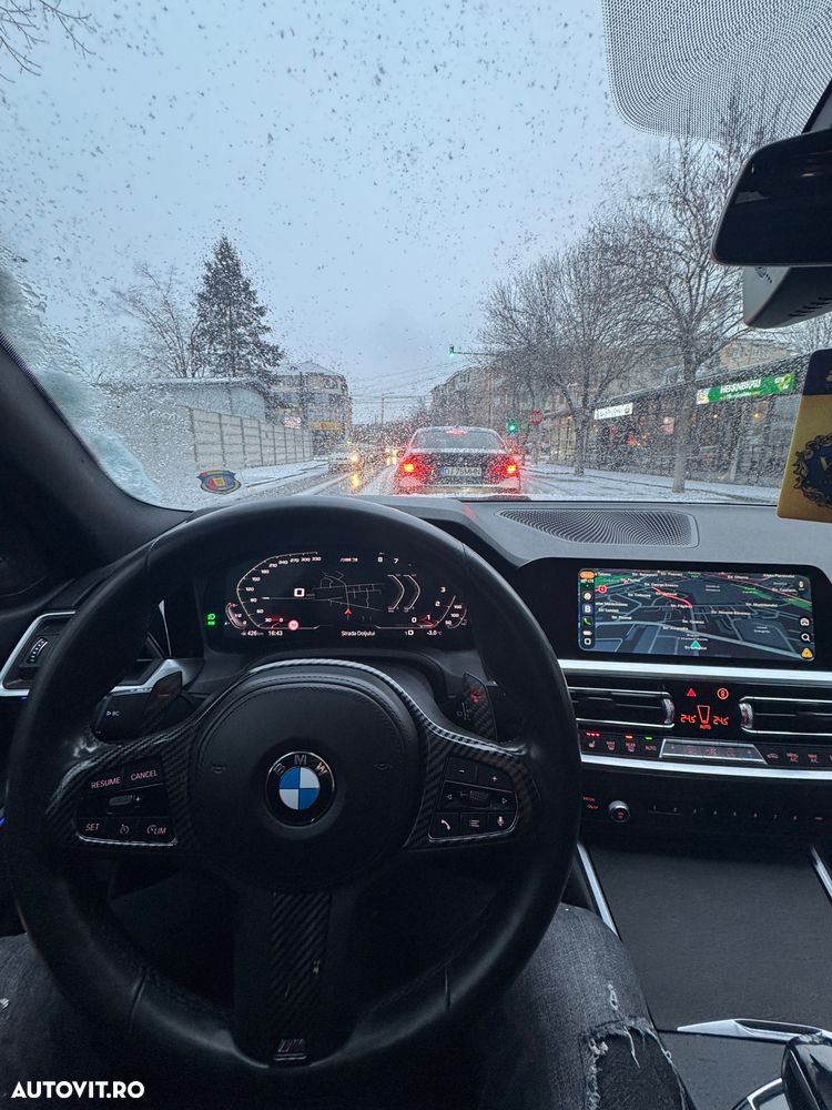 BMW Seria 3 330i AT M Sport - 8