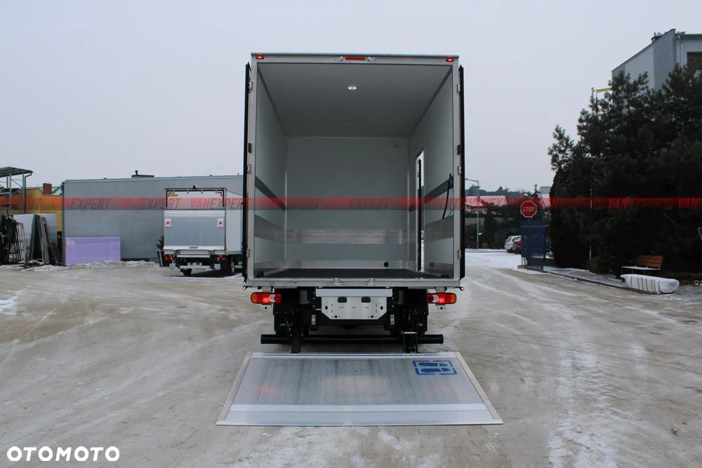 Renault MASTER RWD Bliźniak Kontener + Winda 1T - 10