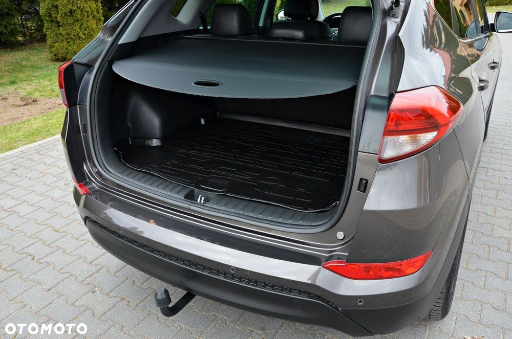 Hyundai Tucson blue 1.7 CRDi 2WD Advantage - 32