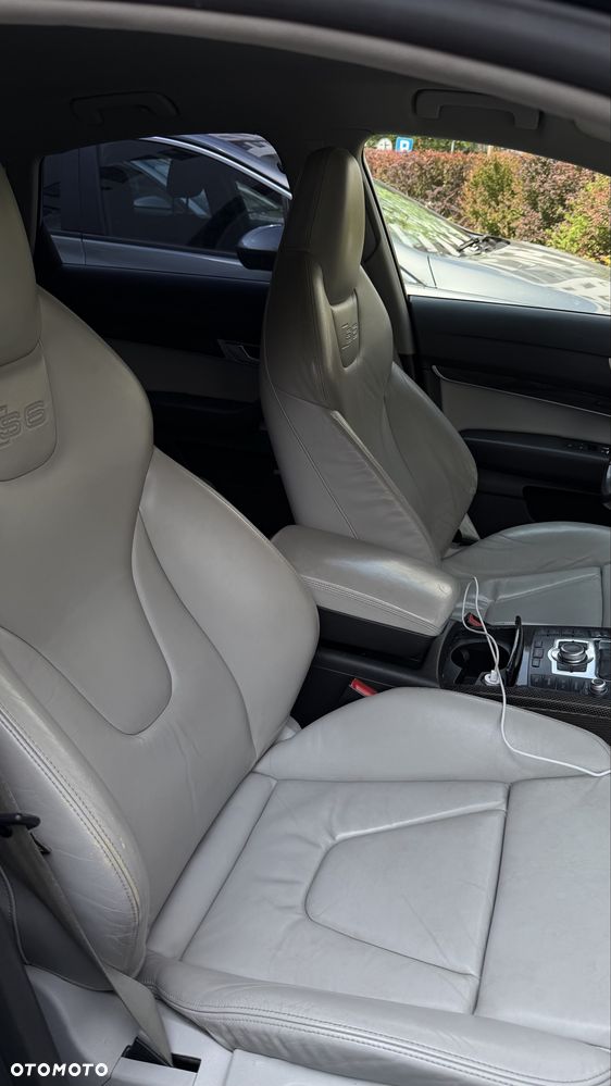 Audi S6 Limousine - 1