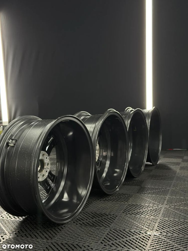 Oryginalne felgi BMW 19" - 4