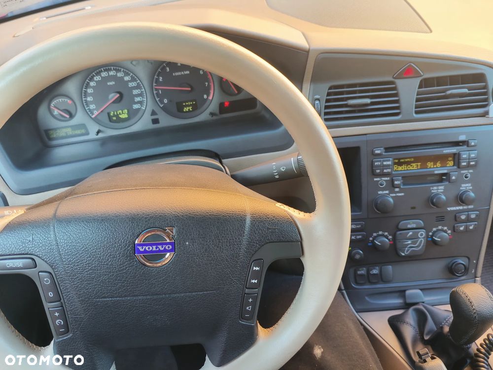 Volvo XC 70 2.5T AWD Ocean Race - 11