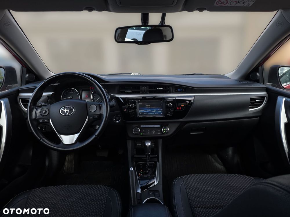 Toyota Corolla - 11