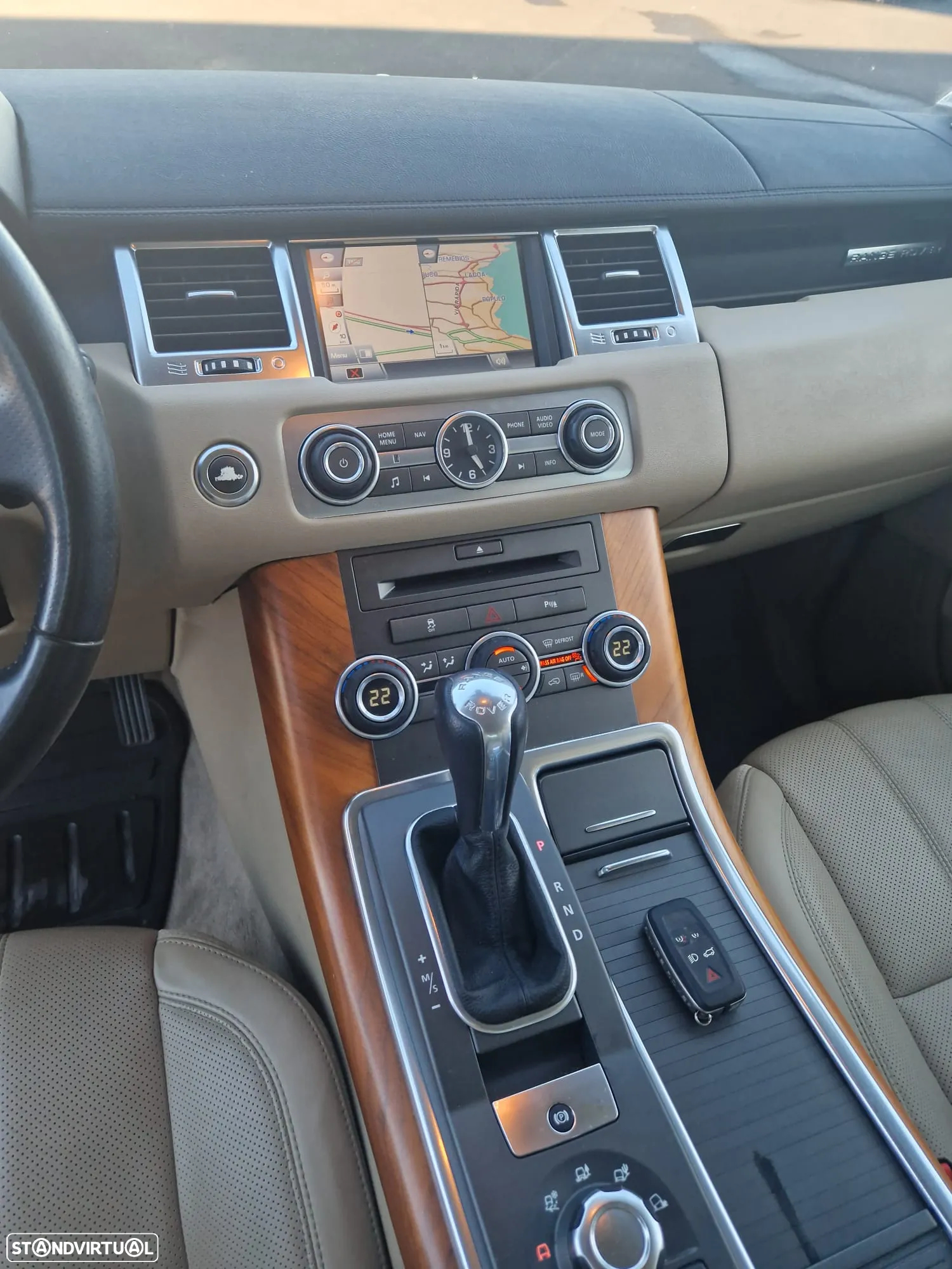 Land Rover Range Rover Sport 3.0 TDV6 HSE - 14
