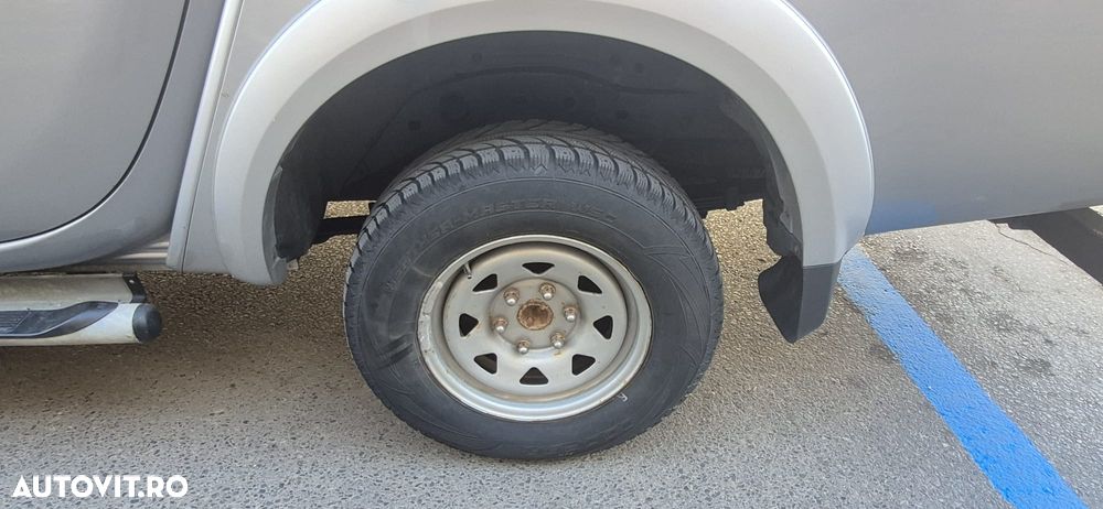 Mitsubishi L200 - 15