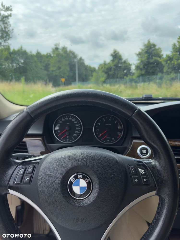 BMW Seria 3 325xi - 8