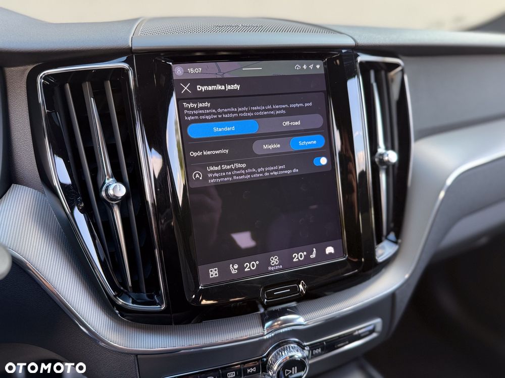 Volvo XC 60 B4 D AWD Ultimate Dark - 31