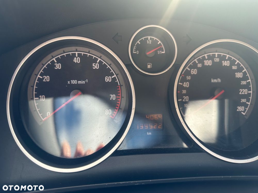 Opel Astra 1.6 Enjoy - 9