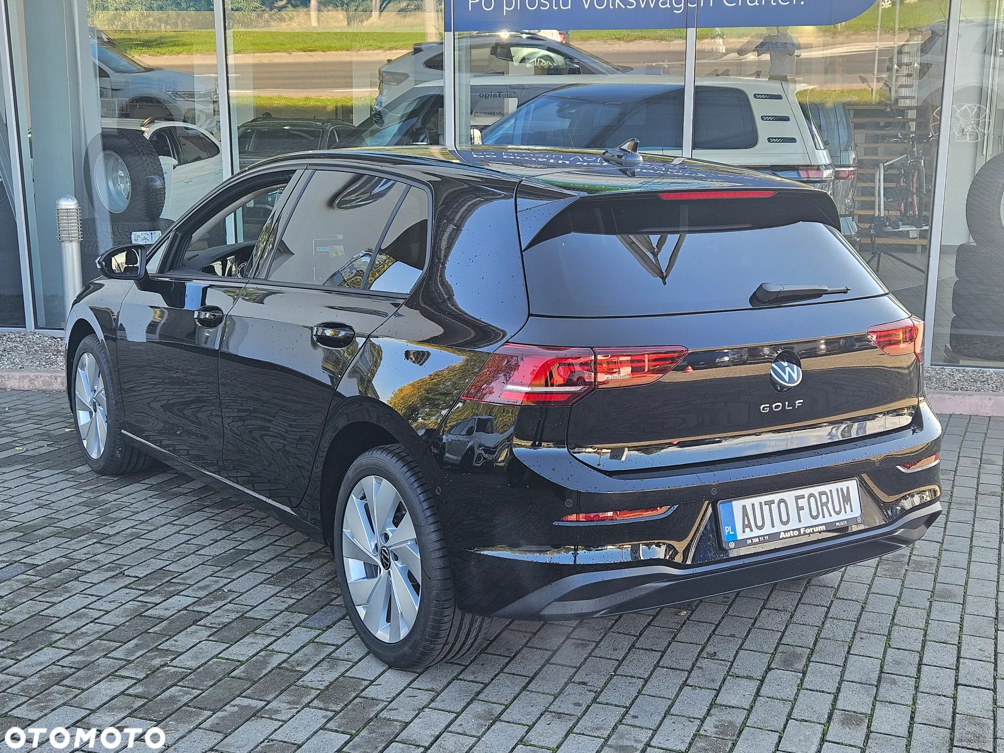 Volkswagen Golf - 8