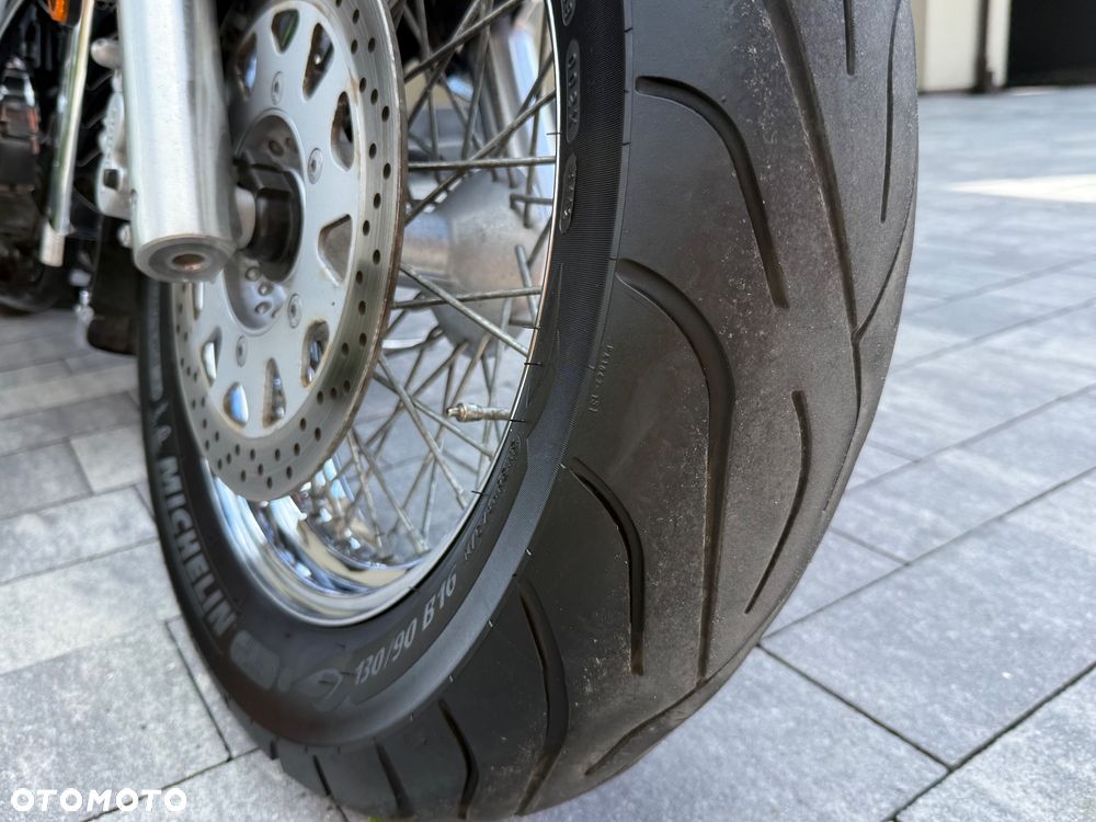 Suzuki VL 800 Volusia - Boulevard C50 - 11