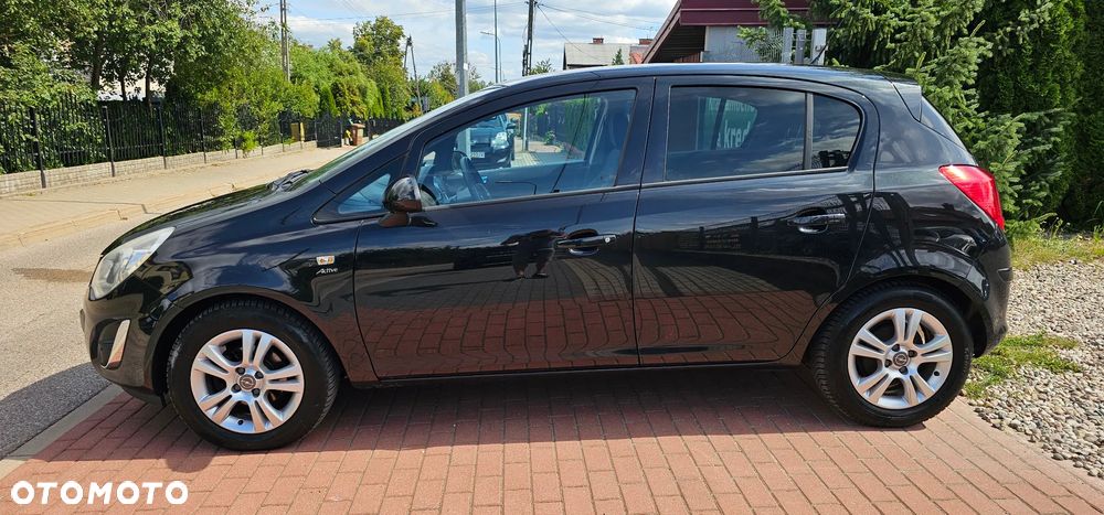 Opel Corsa 1.4 16V Active - 8