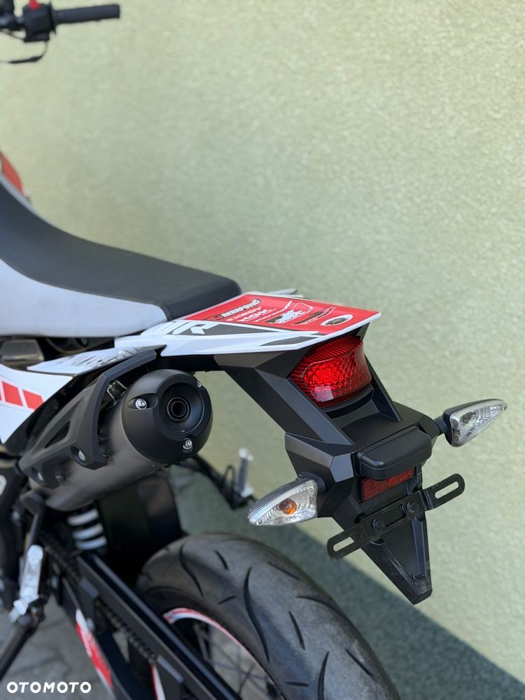 Yamaha WR - 18