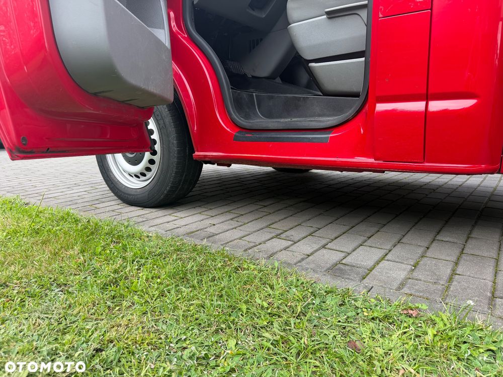 Volkswagen Transporter T5 - 18