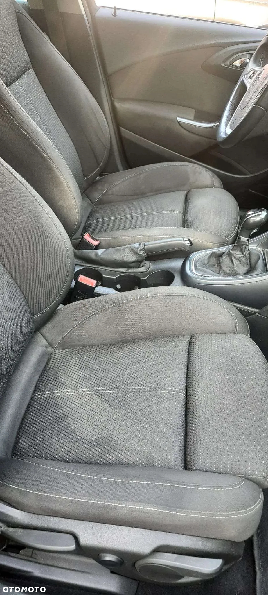 Opel Astra IV 1.4 T Sport - 14