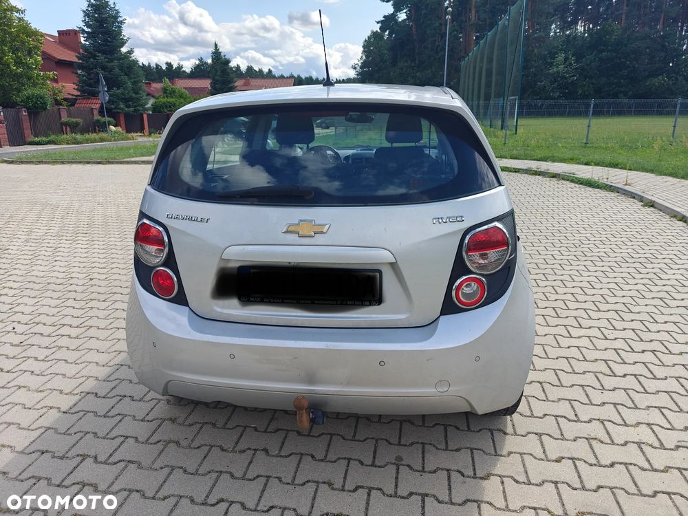 Chevrolet Aveo 1.6 LTZ - 15