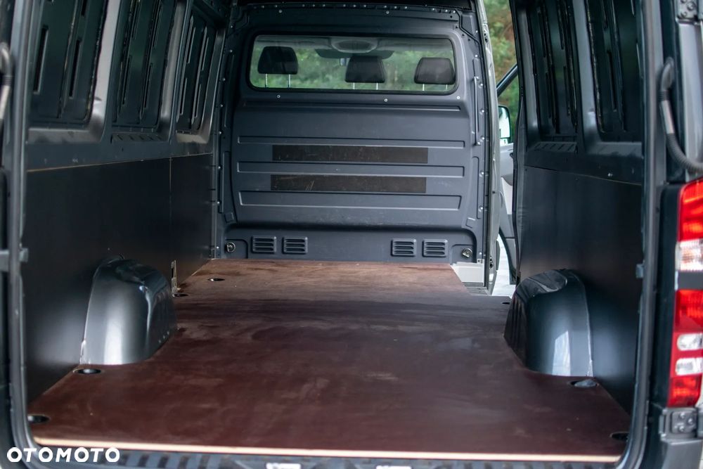 Mercedes-Benz Sprinter 319 - 32