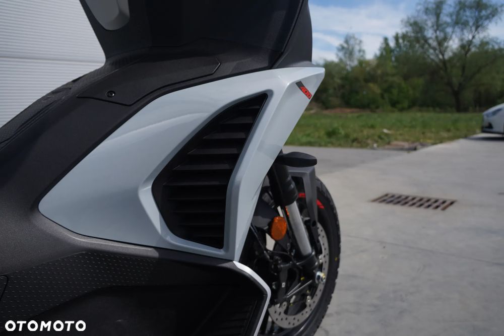Aprilia SR - 25