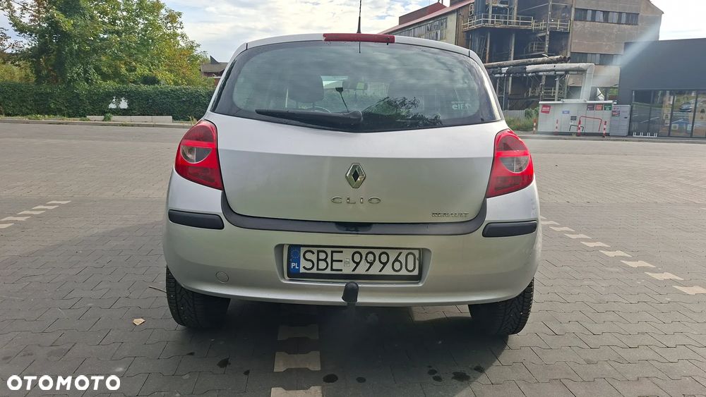 Renault Clio 1.2 16V Dynamique - 6