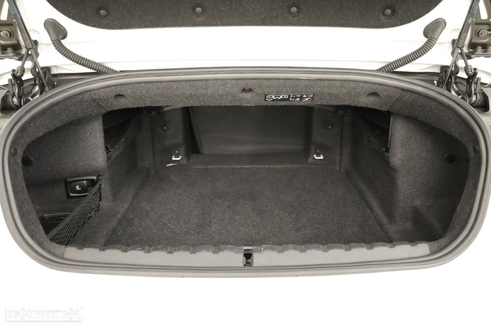 BMW 420 i Pack Desportivo M Auto - 29