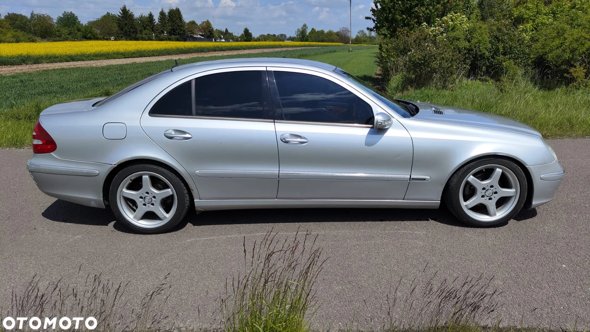 MERCEDES E-KLASA W211 SEDAN ELEGANCE SREBRNY C744 744 SILNIK 2.6 V6 177KM 112913 TAPICERKA SKÓRA CZARNA RÓŻNE CZĘŚCI - 3