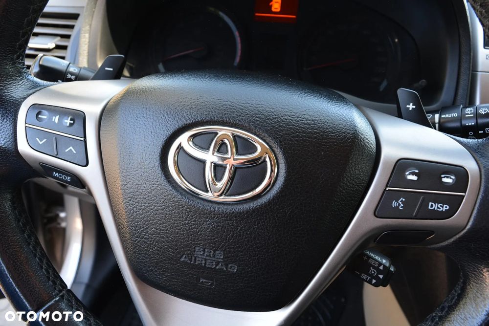 Toyota Avensis 2.2 D-CAT Premium - 24