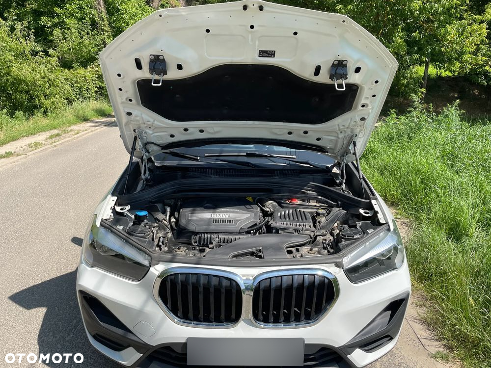 BMW X1 sDrive18i - 23