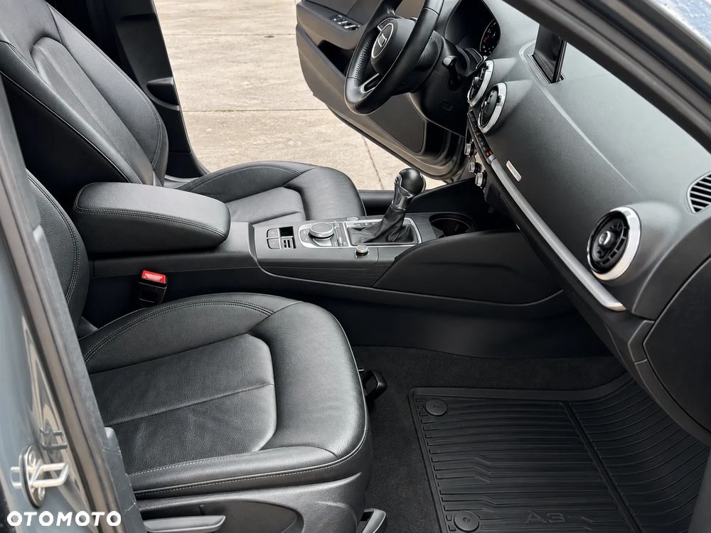 Audi A3 3-drzwiowe 2.0 TFSI quattro S tronic design - 18
