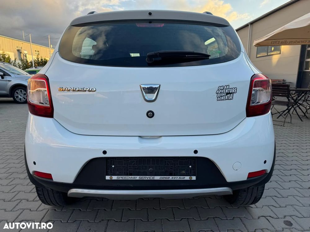 Dacia Sandero Stepway TCe 90 Prestige - 4