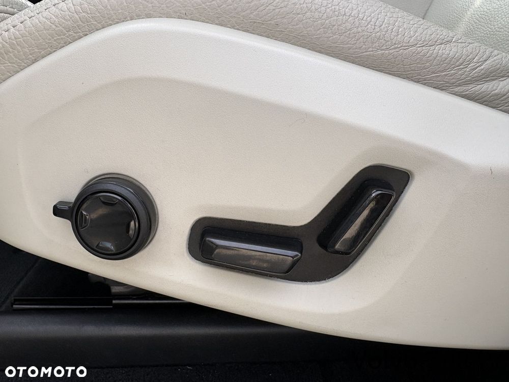 Volvo XC 60 - 10