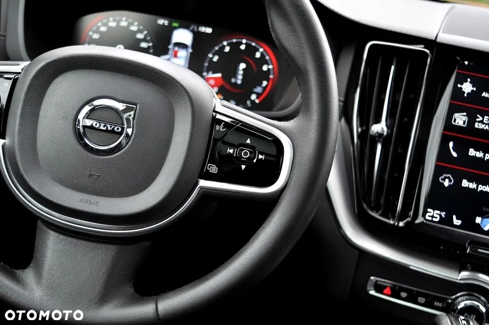 Volvo XC 60 T5 AWD Inscription - 36