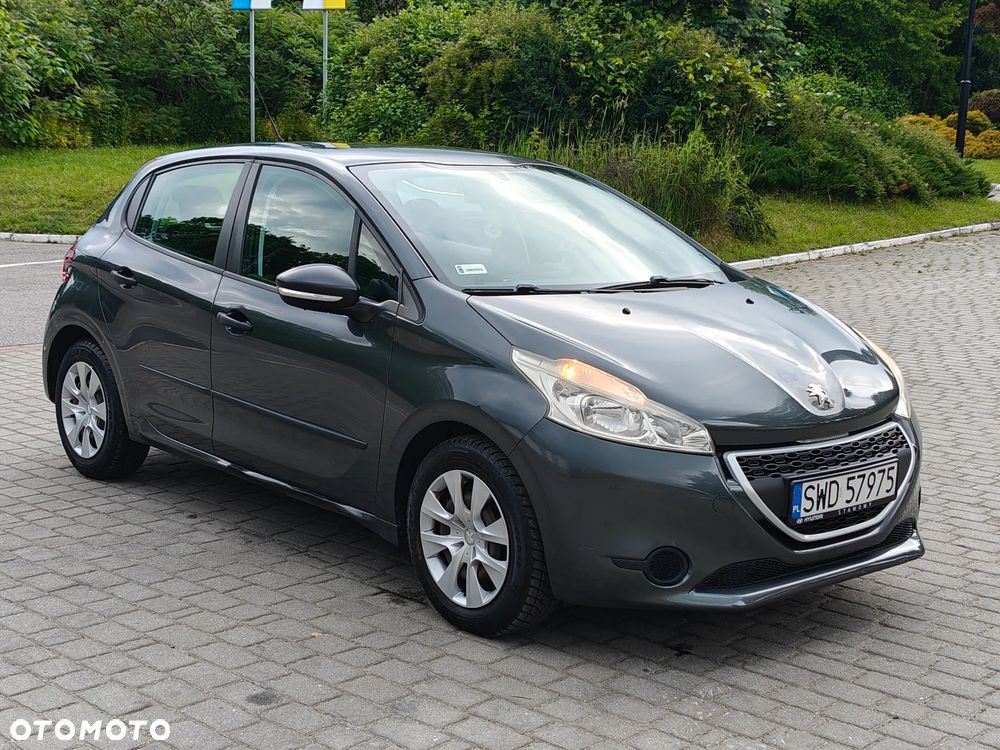 Peugeot 208 1.2 PureTech Style - 13