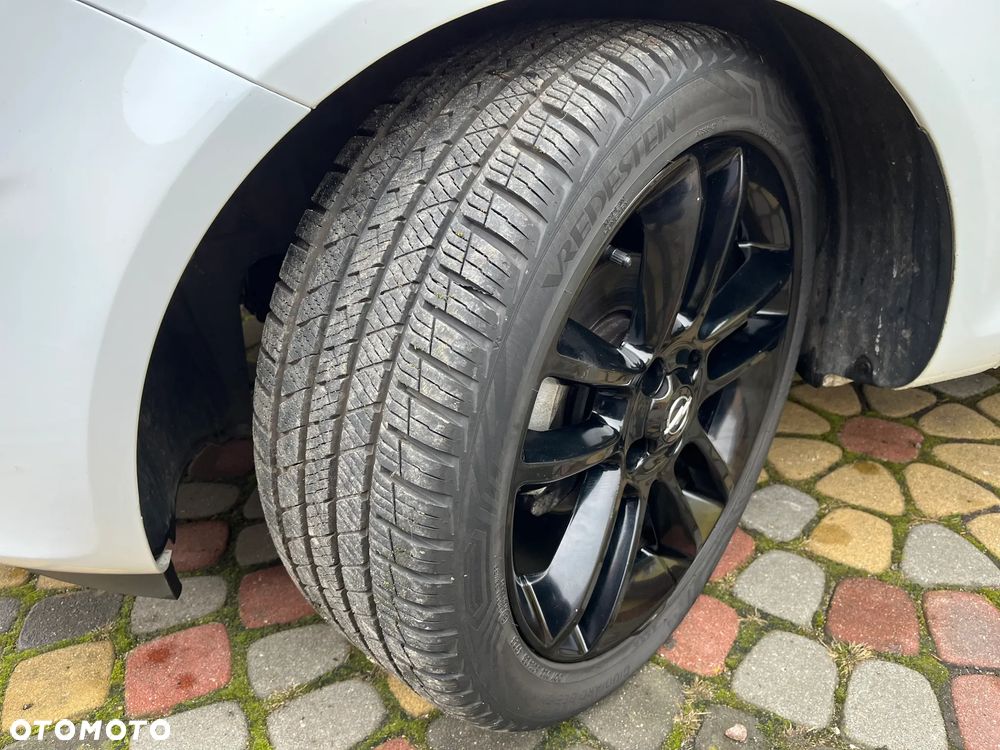 Opel Corsa 1.4 16V Cosmo - 21