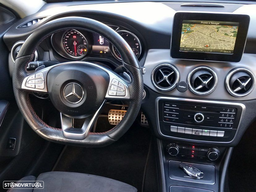 Mercedes-Benz CLA 200 - 12