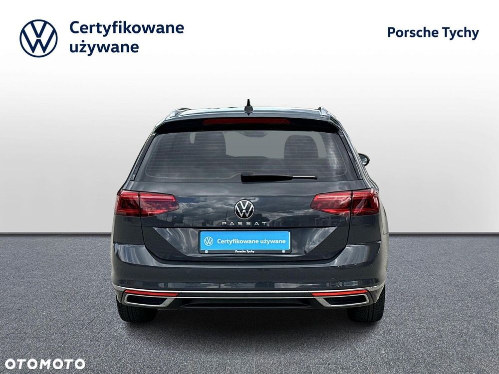 Volkswagen Passat 2.0 TDI Elegance DSG - 36