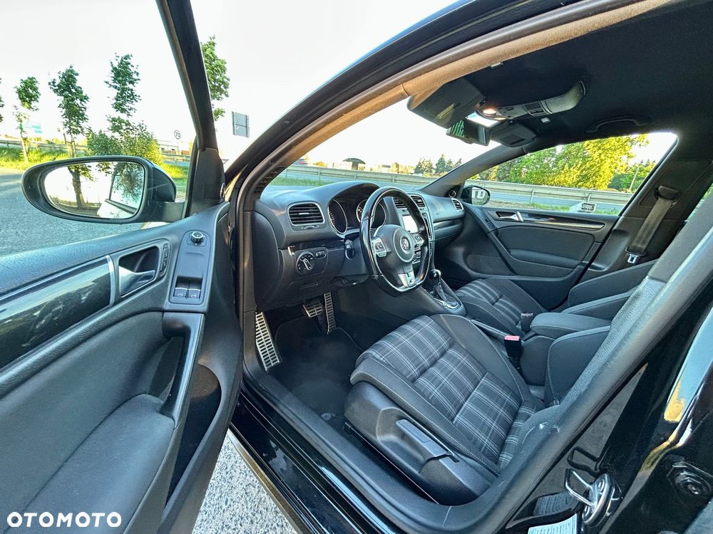 Volkswagen Golf 2.0 TDI GTD DSG - 26