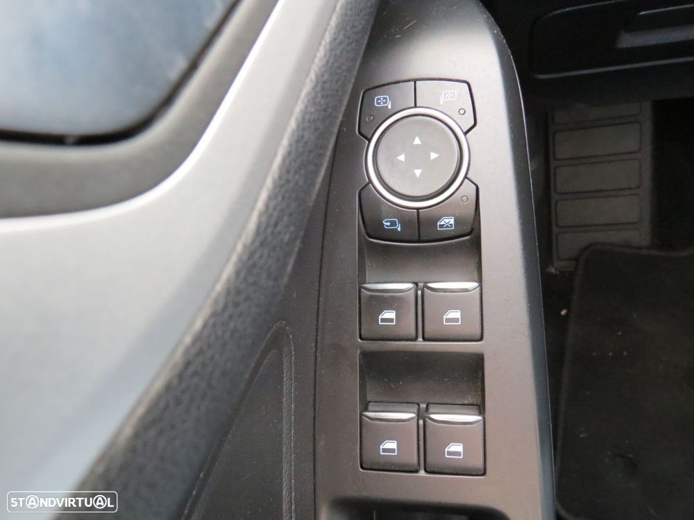 Ford Focus SW - 27