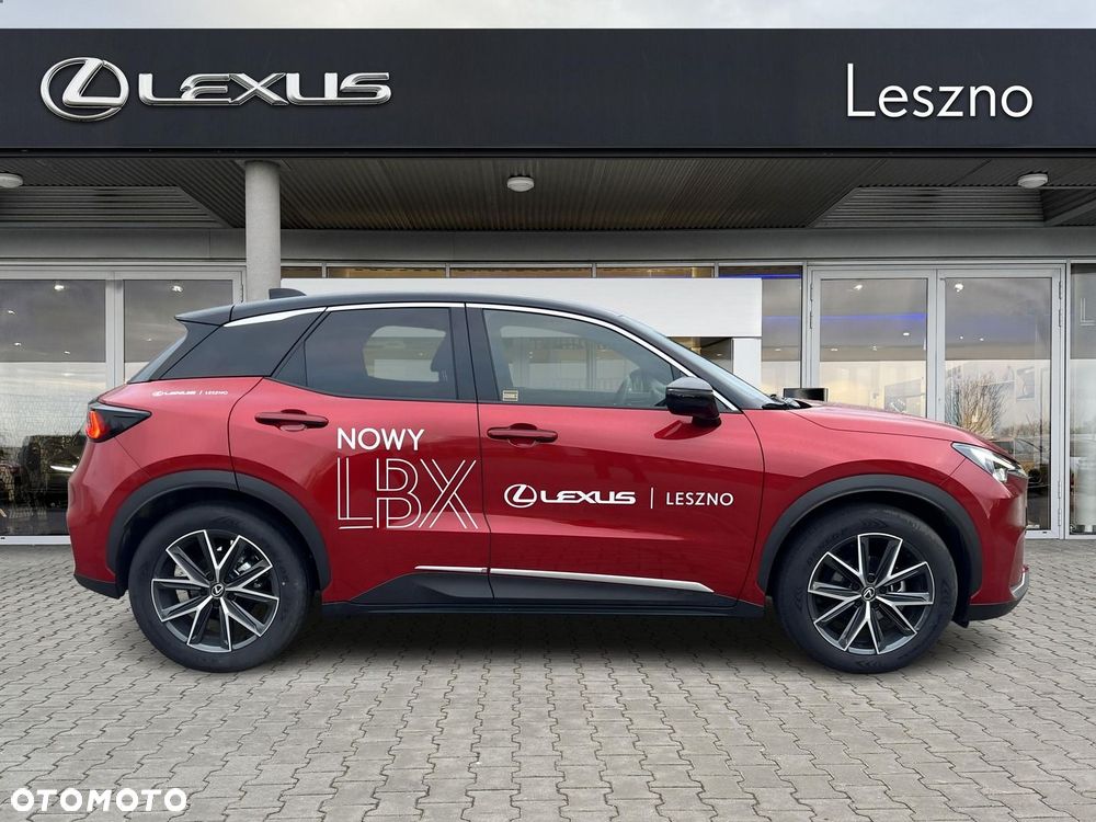 Lexus LBX 1.5 Hybrid Emotion - 12
