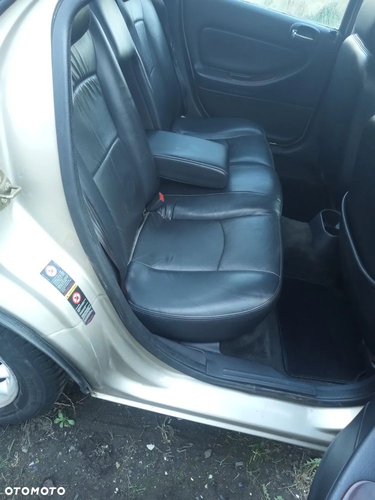 Chrysler Sebring 2.0 LE - 25