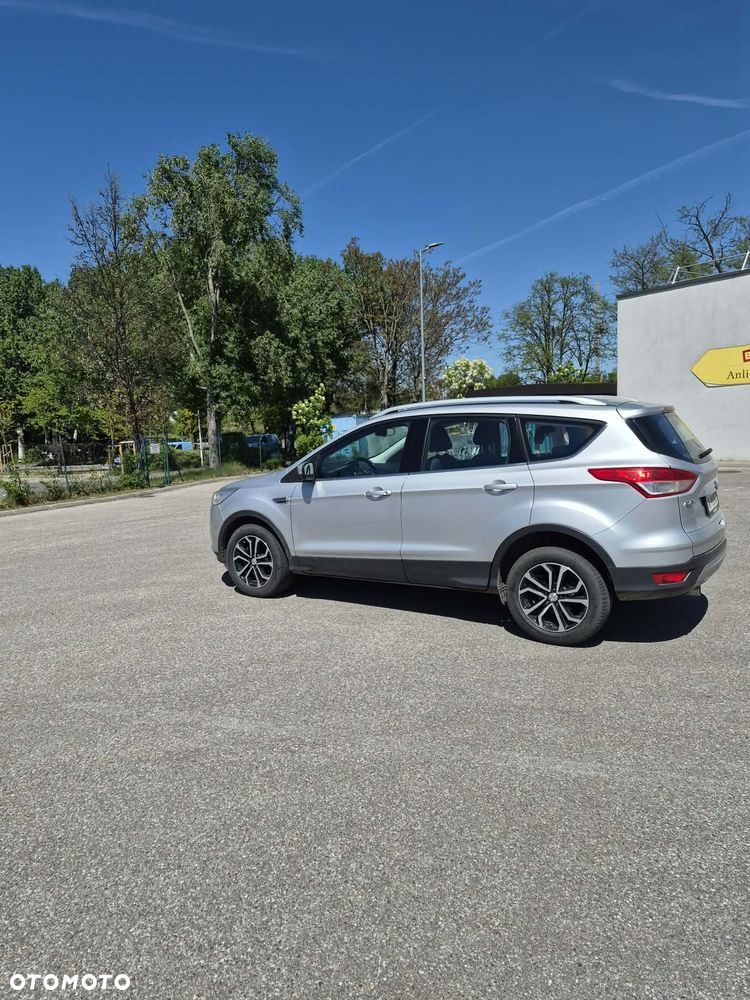 Ford Kuga - 5