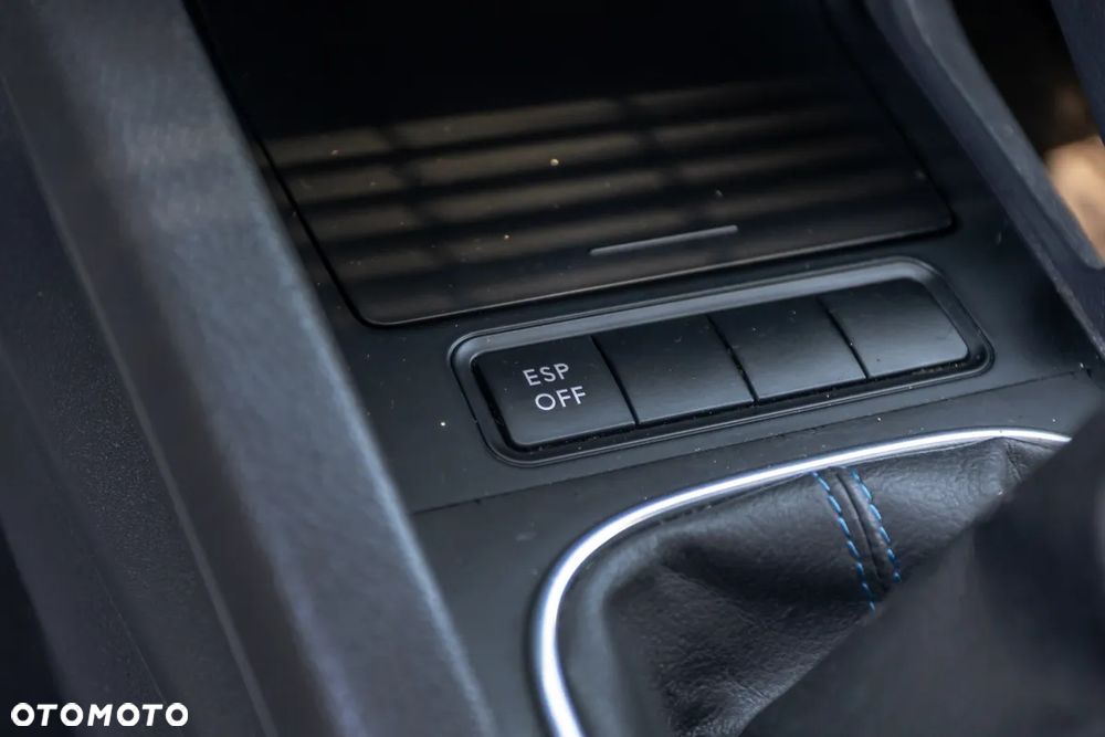 Volkswagen Golf 1.9 TDI DPF Tour - 29