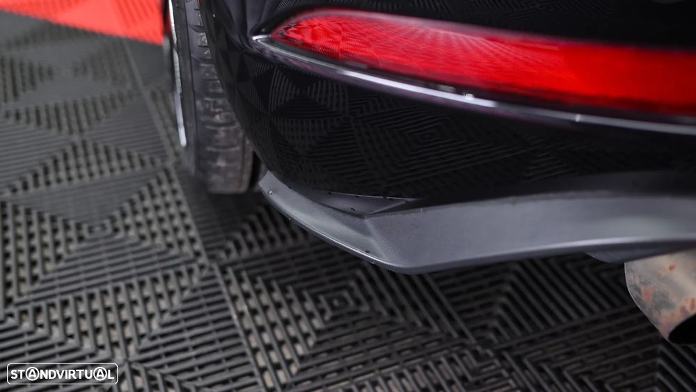 VW Golf GTI 2.0 TSI OPF DSG Performance - 28