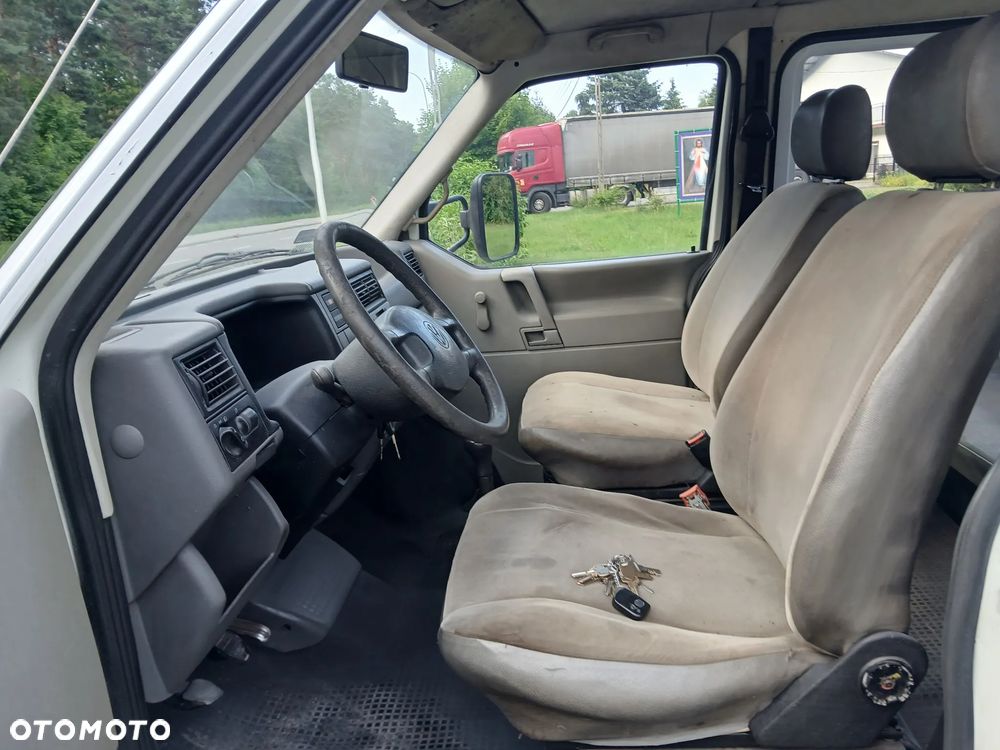 Volkswagen Transporter - 6