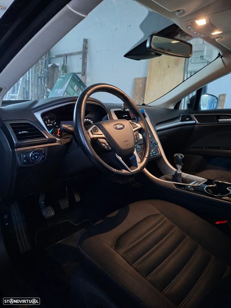 Ford Mondeo SW 1.5 TDCi Titanium - 5