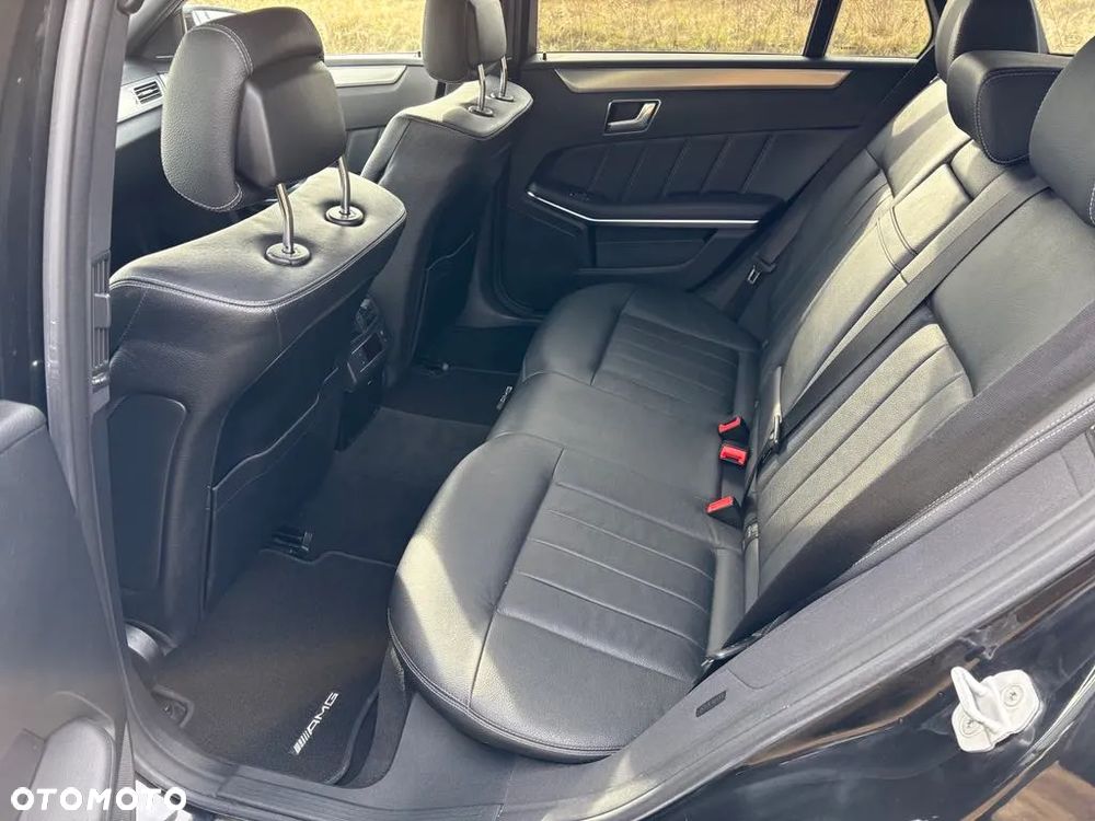 Mercedes-Benz Klasa E 300 BlueTEC 9G-TRONIC Elegance - 12