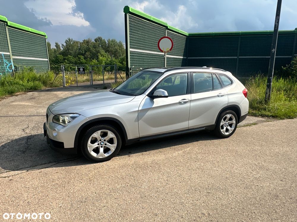 BMW X1 xDrive18d Sport Line - 17